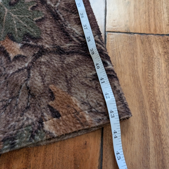 Cabela's Vintage Forest Camo Pants (L) - Picture 9 of 9